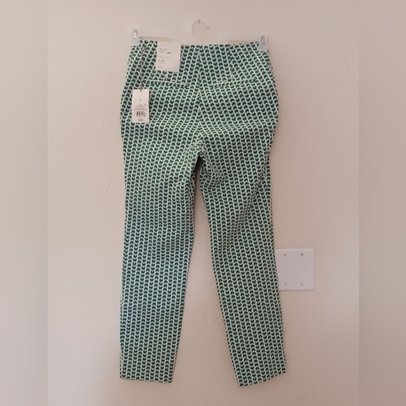 a new day Green and White Patterned Cropped Pants - Picture 4 of 12